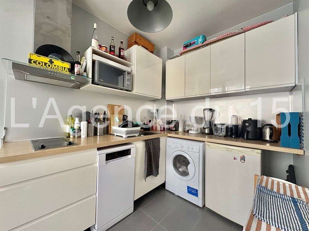 Appartement à PARIS-15E