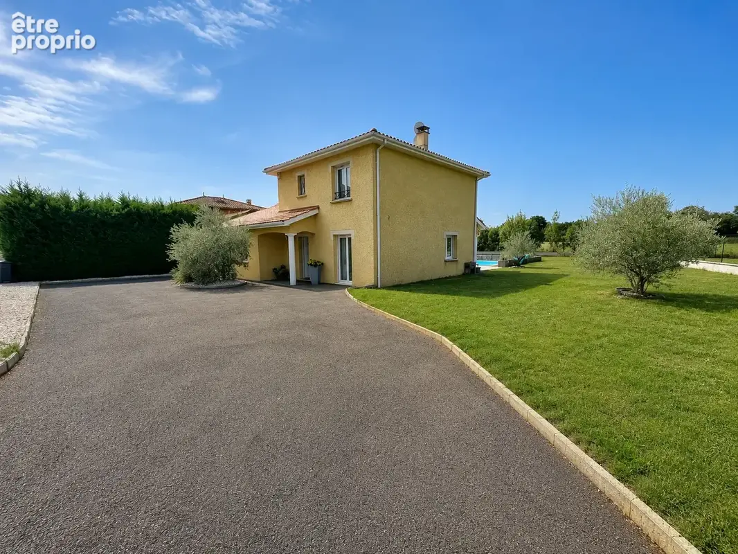 Villa avec piscine dans l'un des secteurs les plus prisés d'Irigny - photo 2