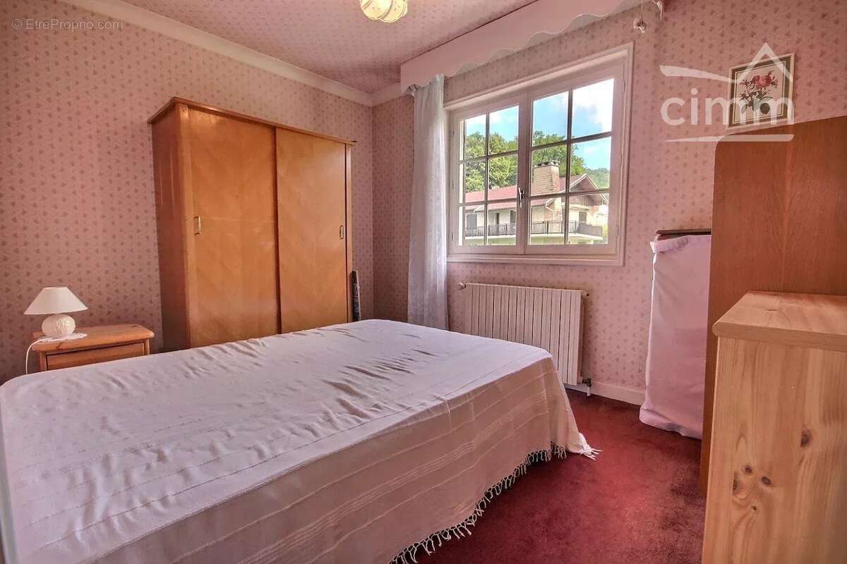 Maison à VAULNAVEYS-LE-HAUT