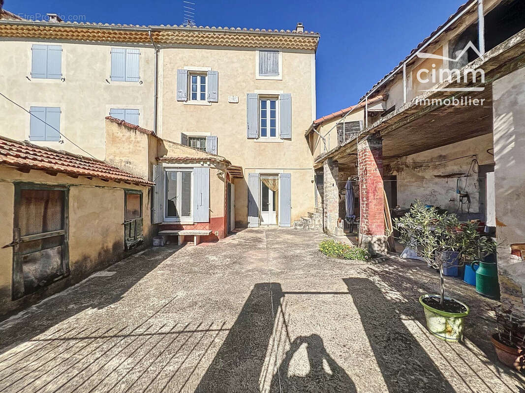 Maison 200 m² à Mazan  - photo 5