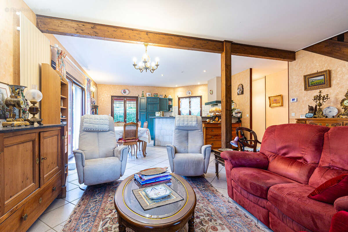 Maison à SAINT-JORIOZ