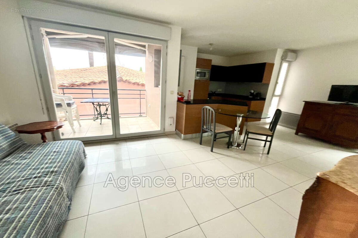 Appartement à VENCE