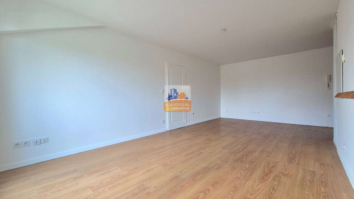 Appartement à BOUGUENAIS