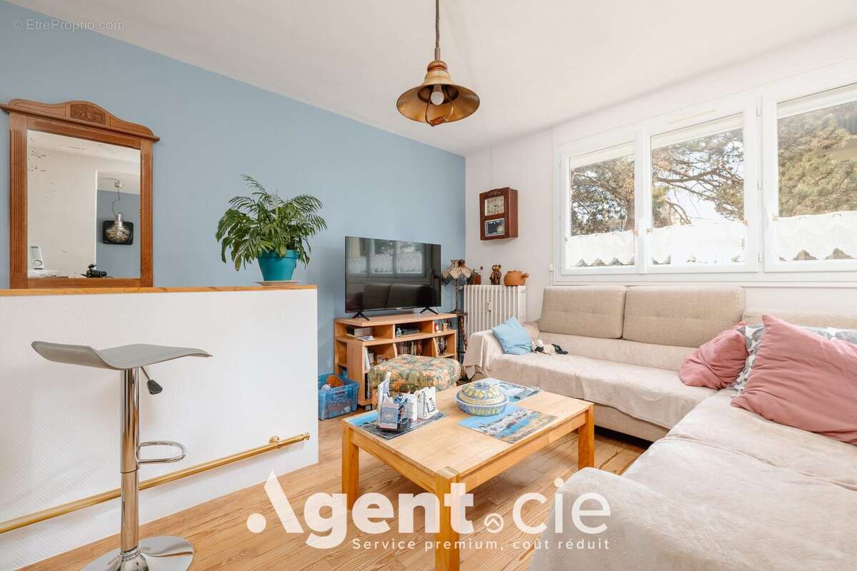 Appartement à HEROUVILLE-SAINT-CLAIR
