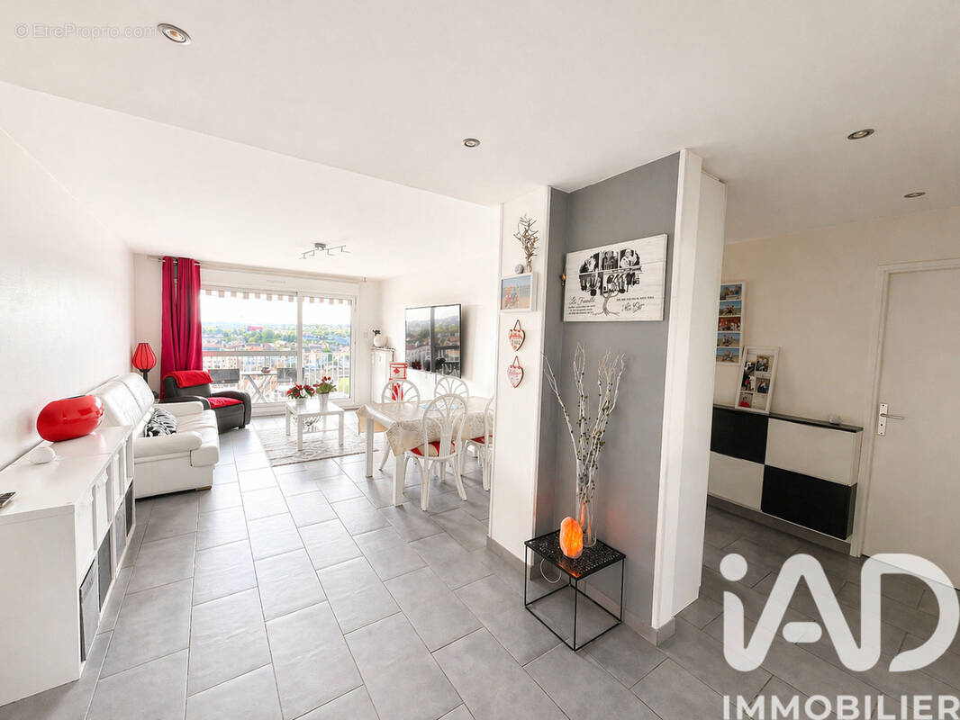 Photo 1 - Appartement à CORBEIL-ESSONNES