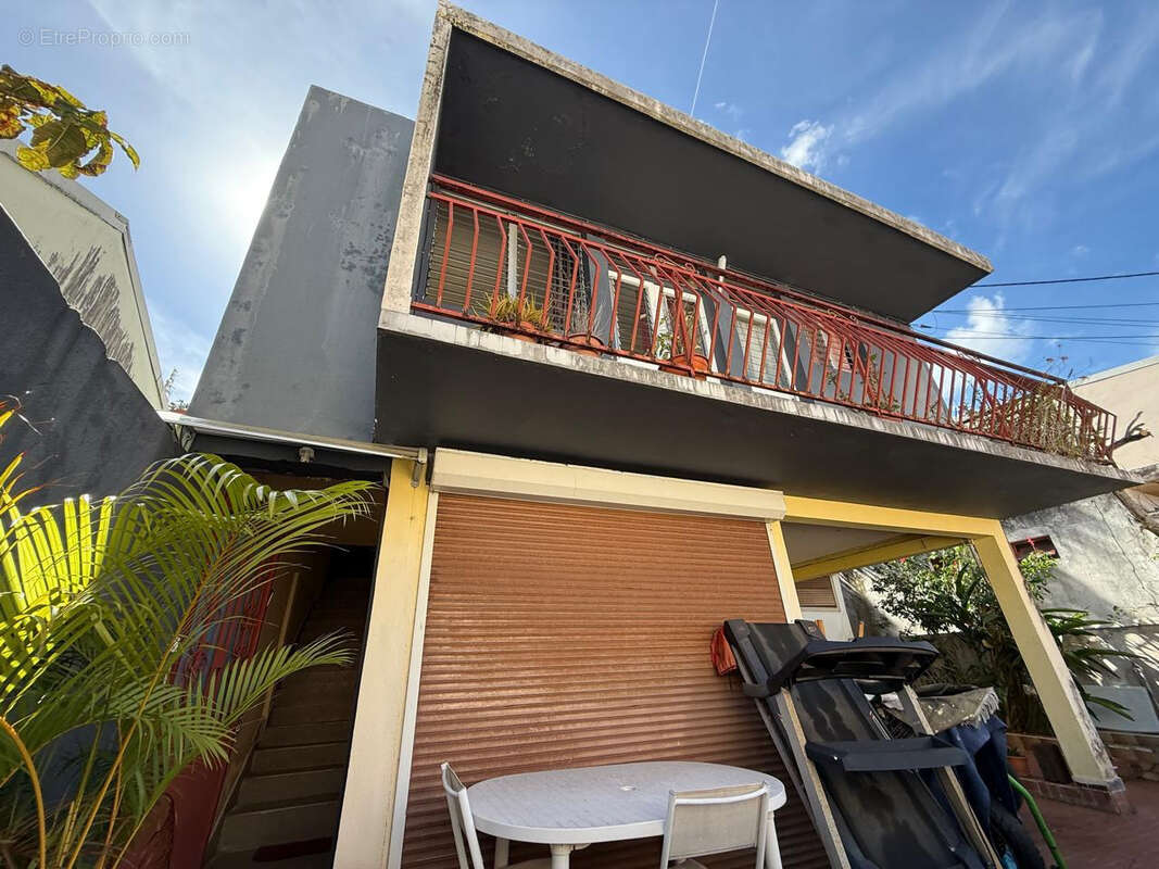 Maison à FORT-DE-FRANCE