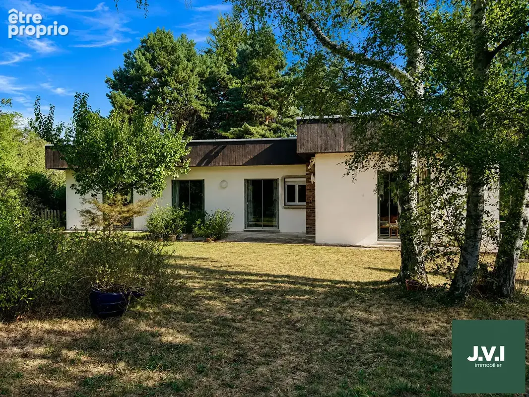 Maison à MONTMORENCY