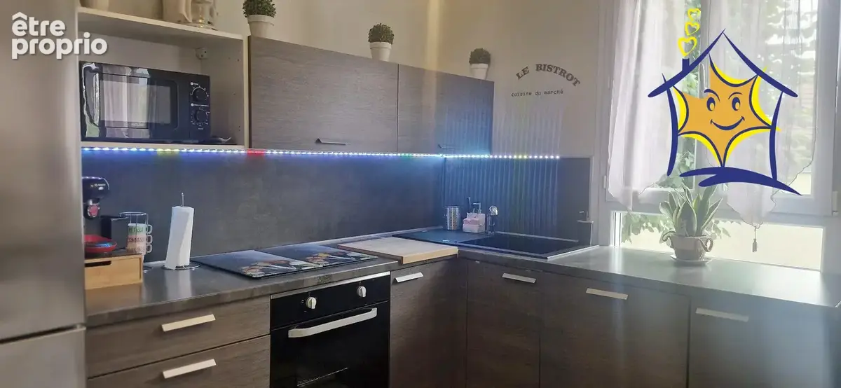 Maison 111 m² à Le Coudray-Montceaux  - photo 3