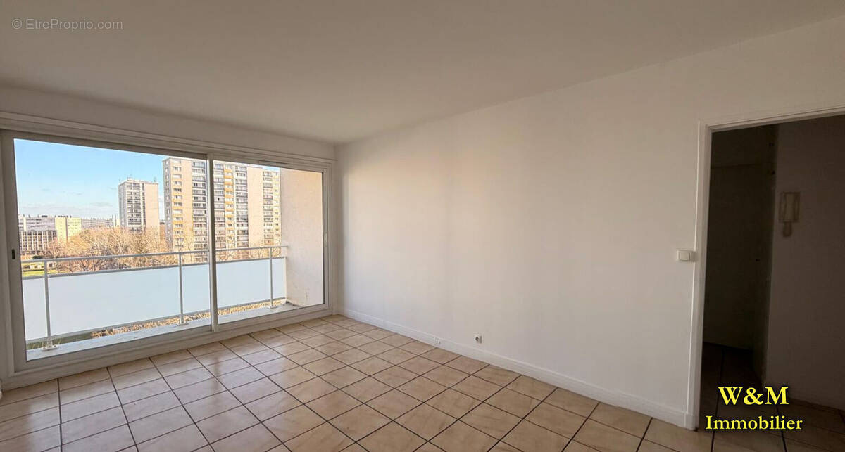 Appartement à RIS-ORANGIS