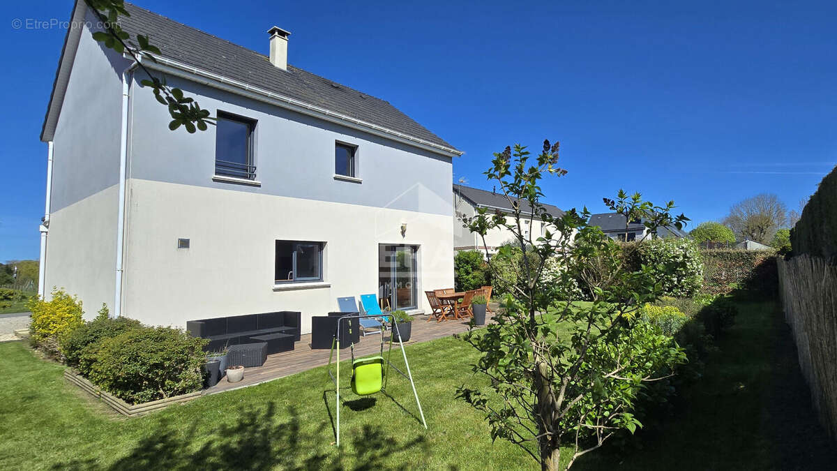 Maison à VARENGEVILLE-SUR-MER