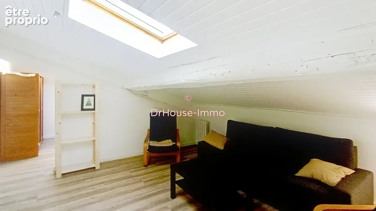 Appartement 24 m² à Saint-Etienne  - photo 4