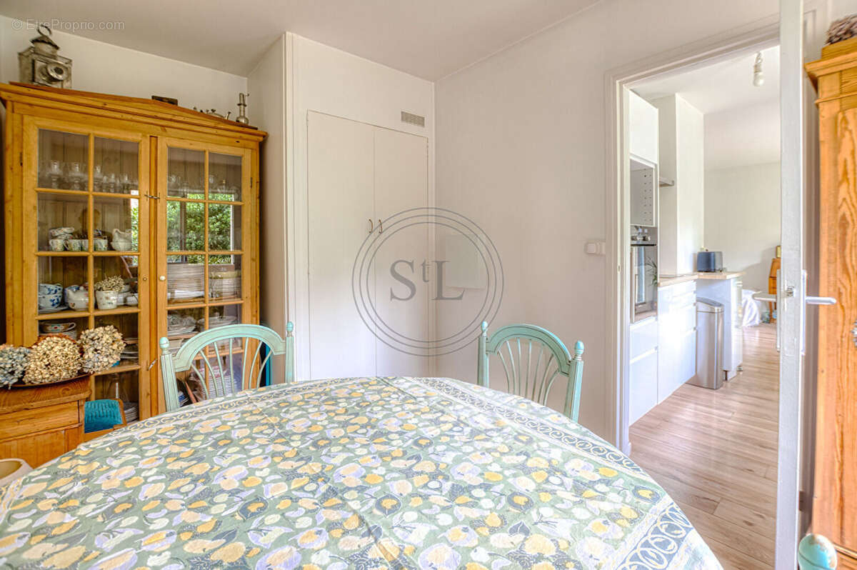 Appartement à VERSAILLES