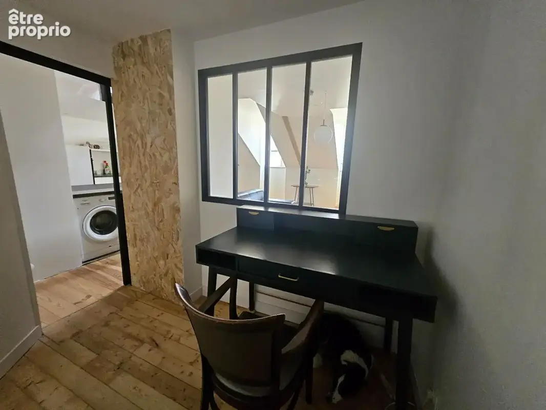 "DINAN -Place Saint-Sauveur : Appartement de caractère rénové avec vue sur "la Basilique" meublé ! - photo 12