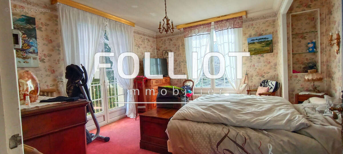 Maison à VILLEDIEU-LES-POELES