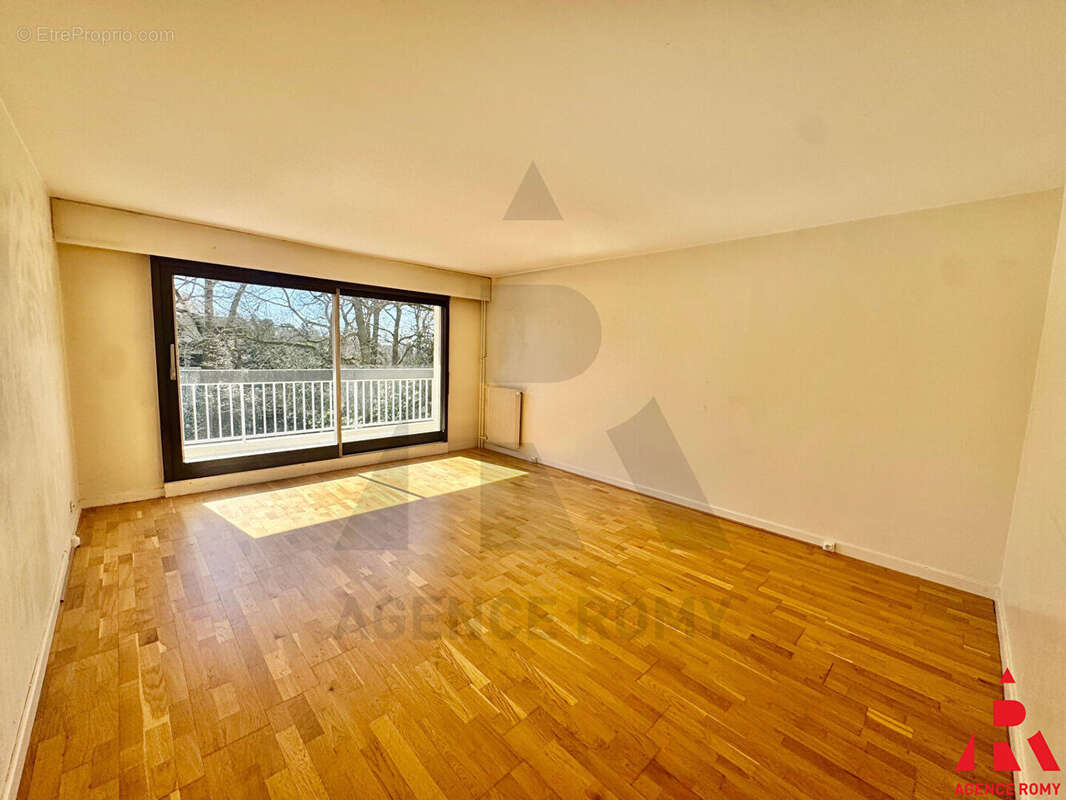 Appartement à VERSAILLES