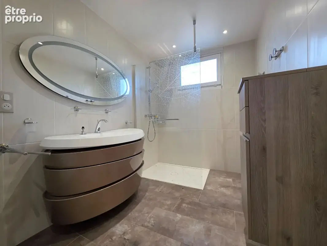 Maison T6 - 208 m² - St Genix les Villages - photo 9