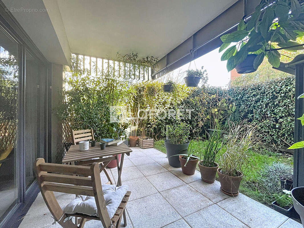 Appartement à SATHONAY-CAMP