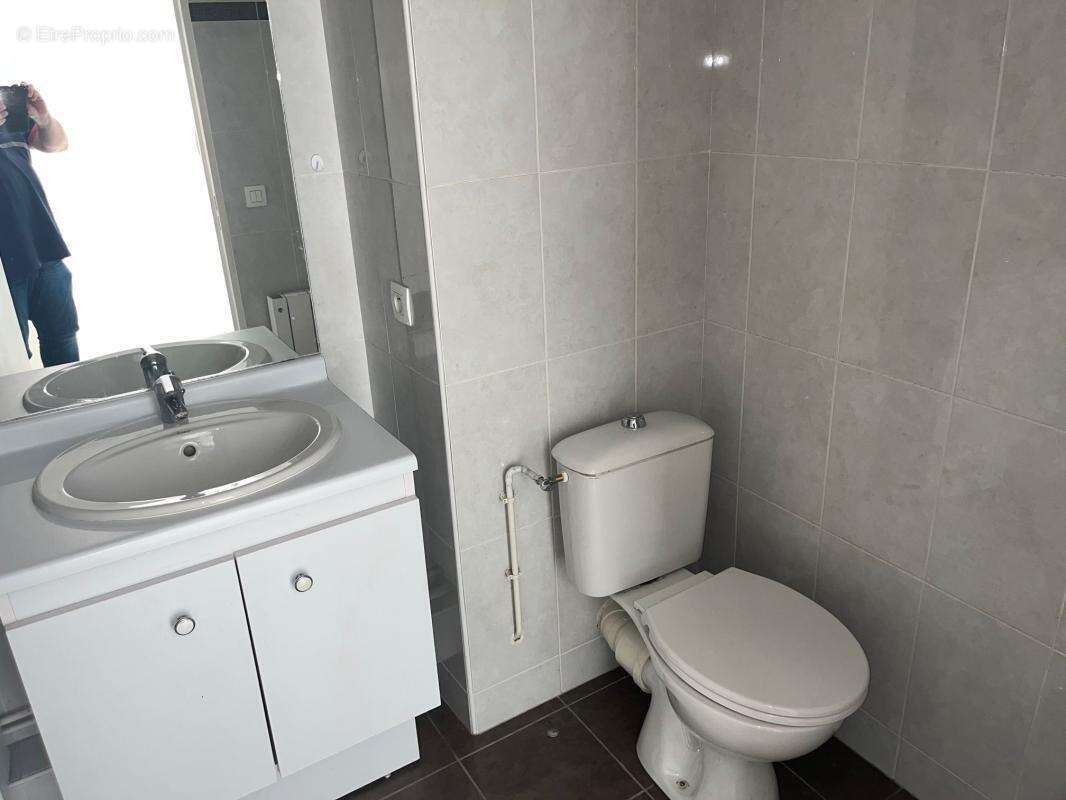 Appartement penthouse 2 pièces hyper centre de Chelles - photo 7