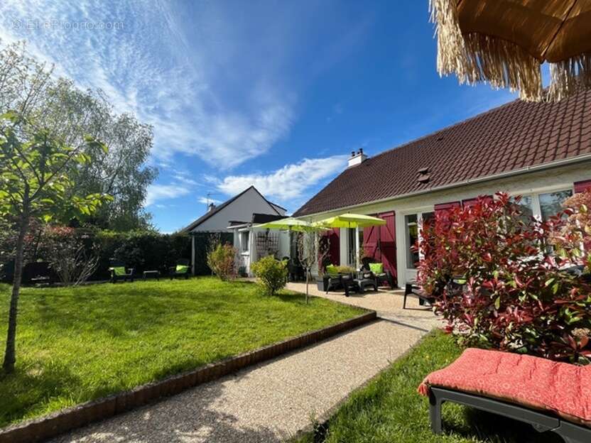 Maison à PONTAULT-COMBAULT