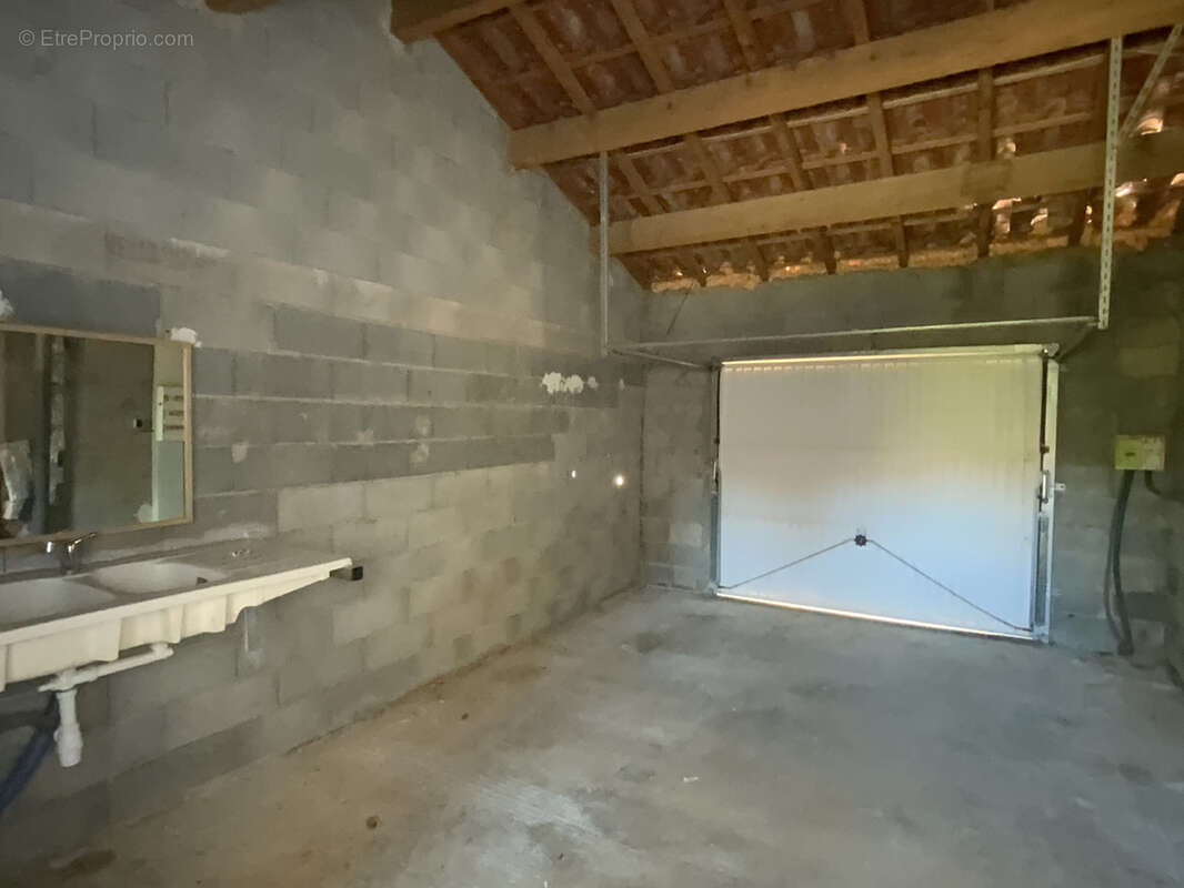 Villa 3 chambres sur terrain 600 m2. - photo 7