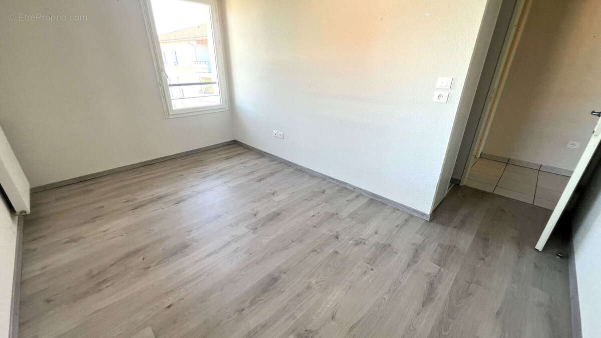 Appartement à MONDONVILLE