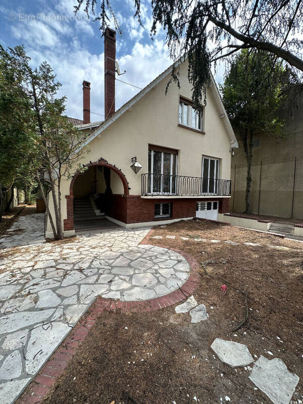 Maison à VILLEMOMBLE