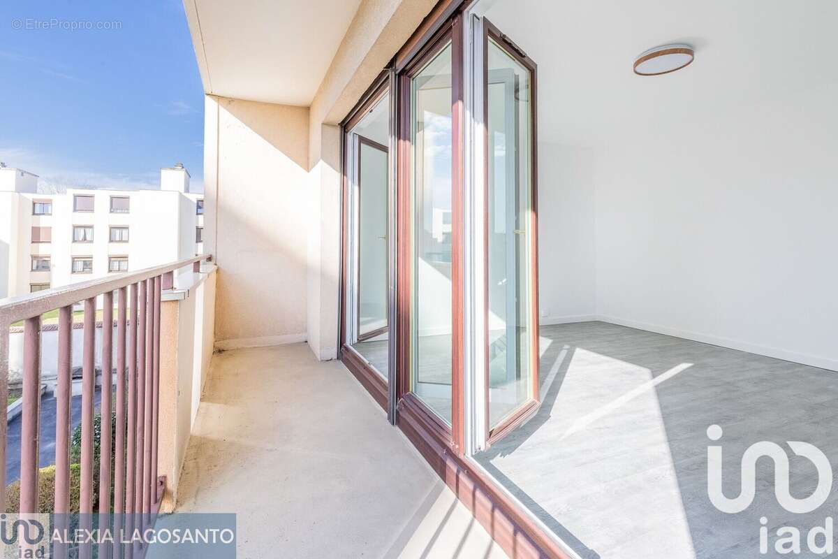 Photo 5 - Appartement à SAINT-MAUR-DES-FOSSES