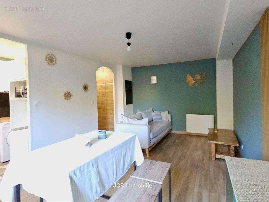 RANGUEIL - T2 MEUBLE avec terrasse, jardin et parking - photo 3