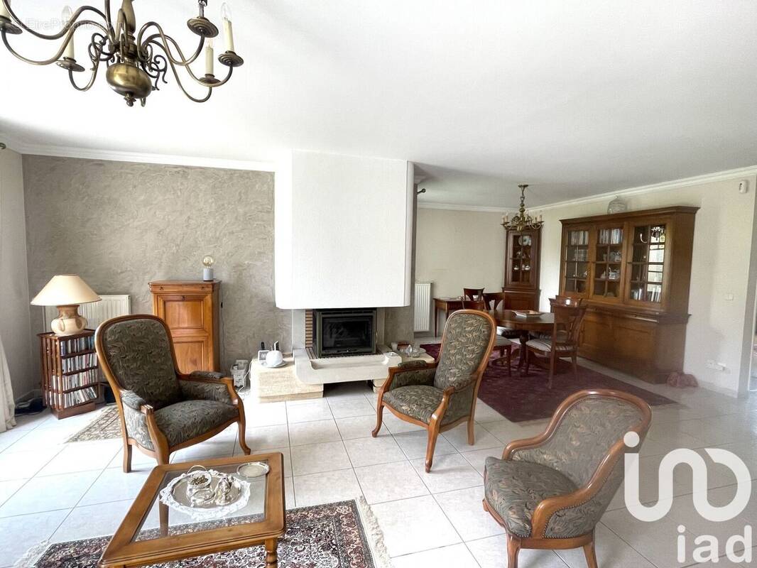 Photo 1 - Maison à MANDRES-LES-ROSES