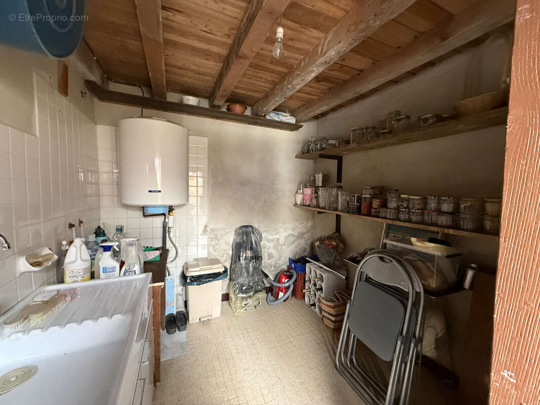 Maison de village et dépendances - photo 24