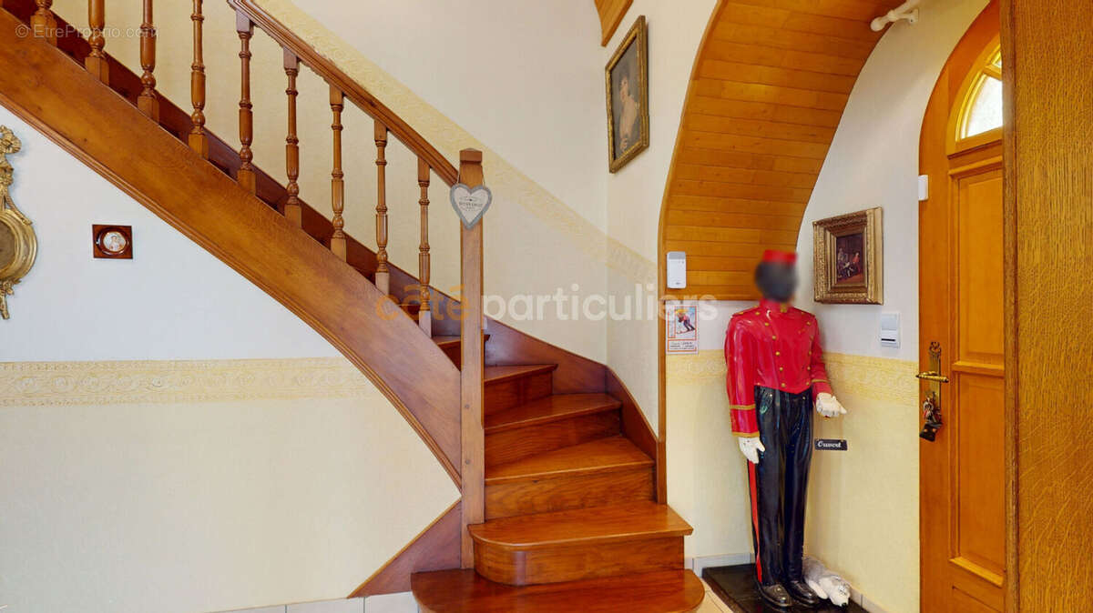 Maison à LE VAL-SAINT-PERE