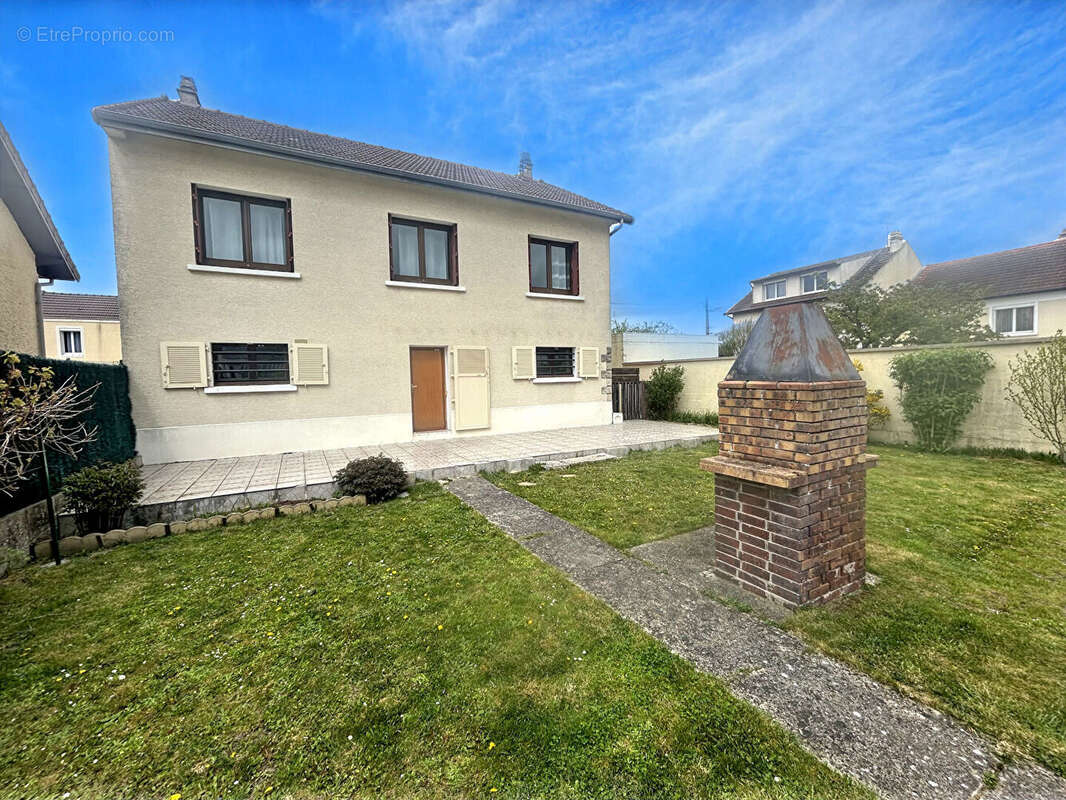 Maison à MITRY-MORY