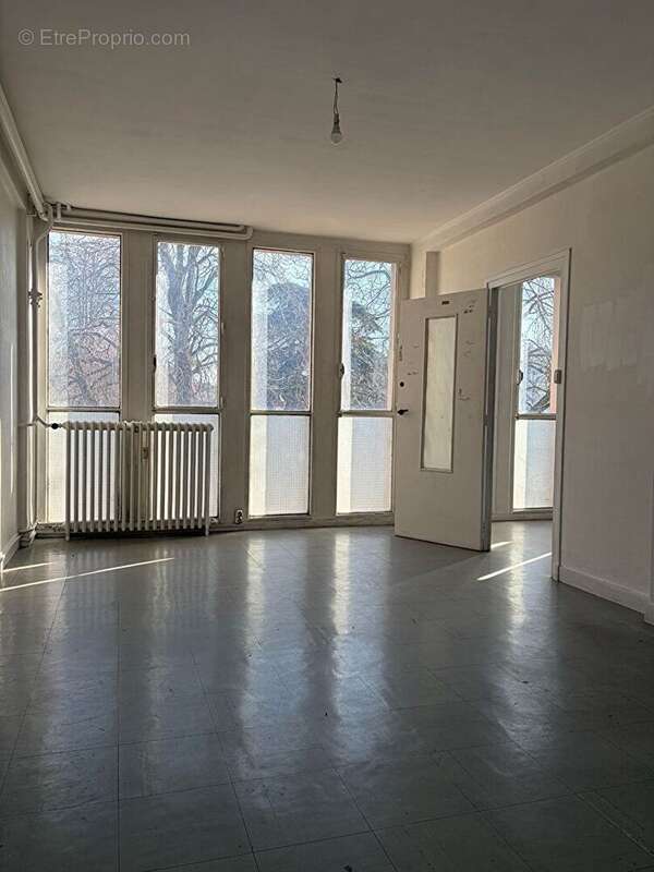 Commerce à CHALON-SUR-SAONE