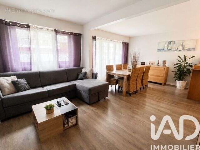 Photo 2 - Appartement à CHILLY-MAZARIN