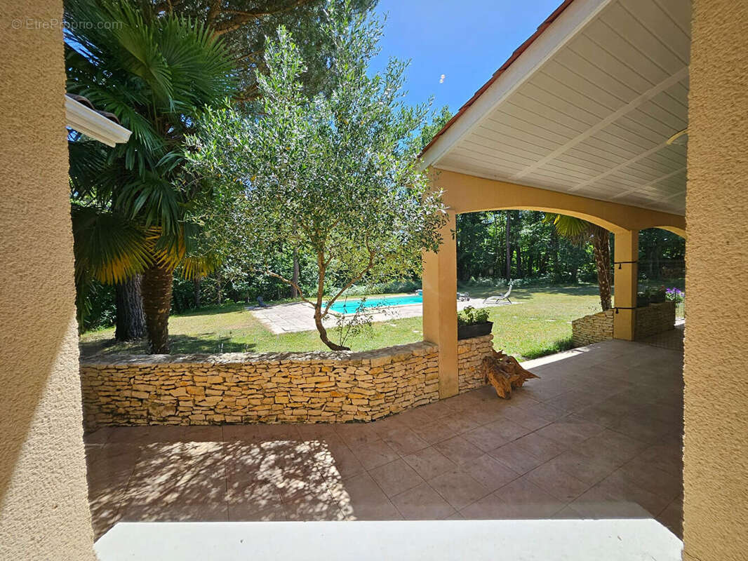 Maison Marsac Sur L Isle 6 pièce(s) 130 m2 - photo 12