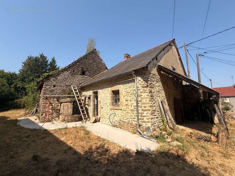 Ensemble de 2 maisons à restaurer + grange 26 500 € - photo 17