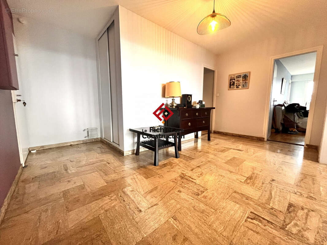 Appartement à SAINT-EGREVE