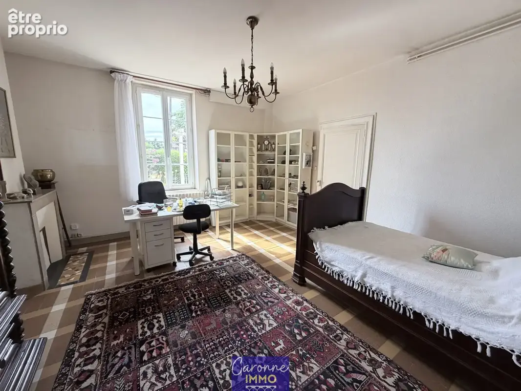 Grande maison familiale proche commerces - photo 8