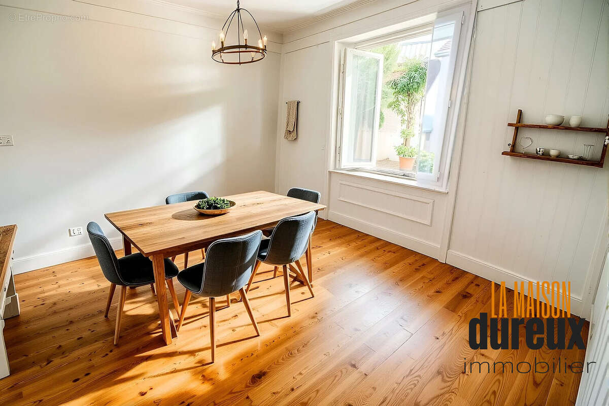 salle a manger image virtuelle - Maison à GRAY