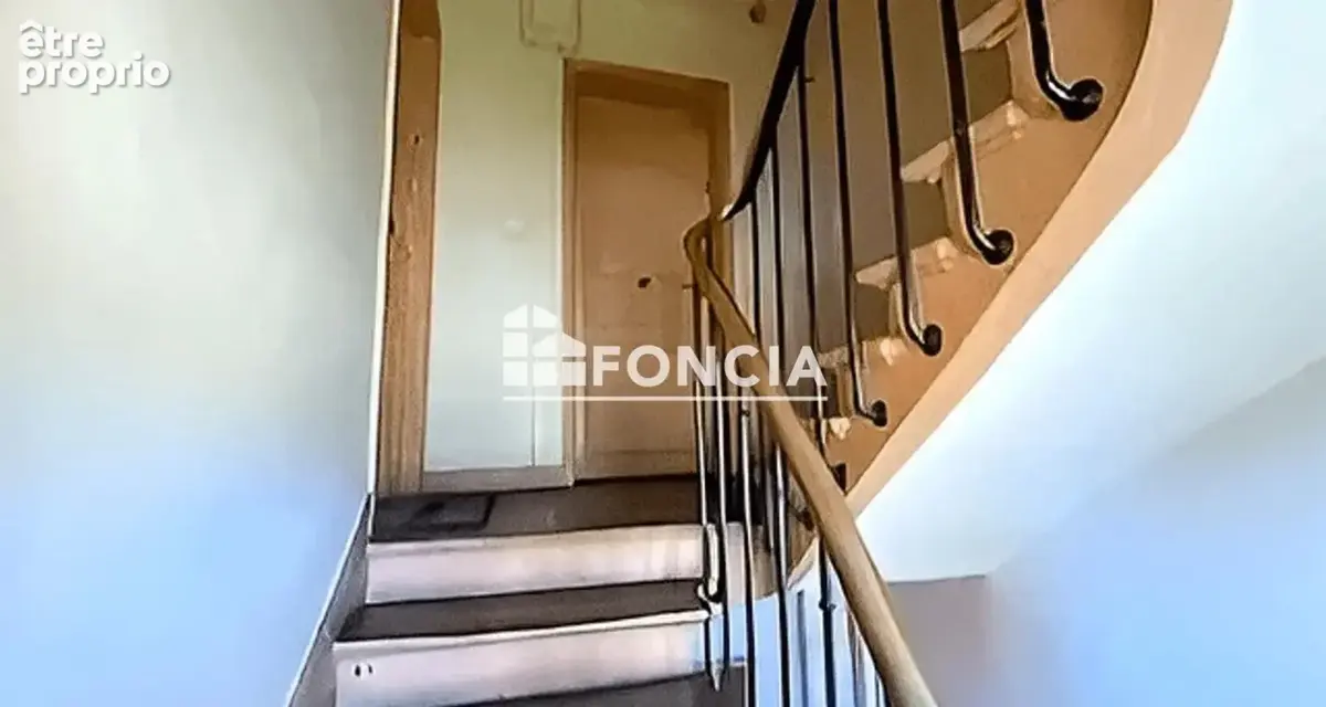 Appartement T2 de 35 m² vendu loué – Secteur DEBAIN - photo 2