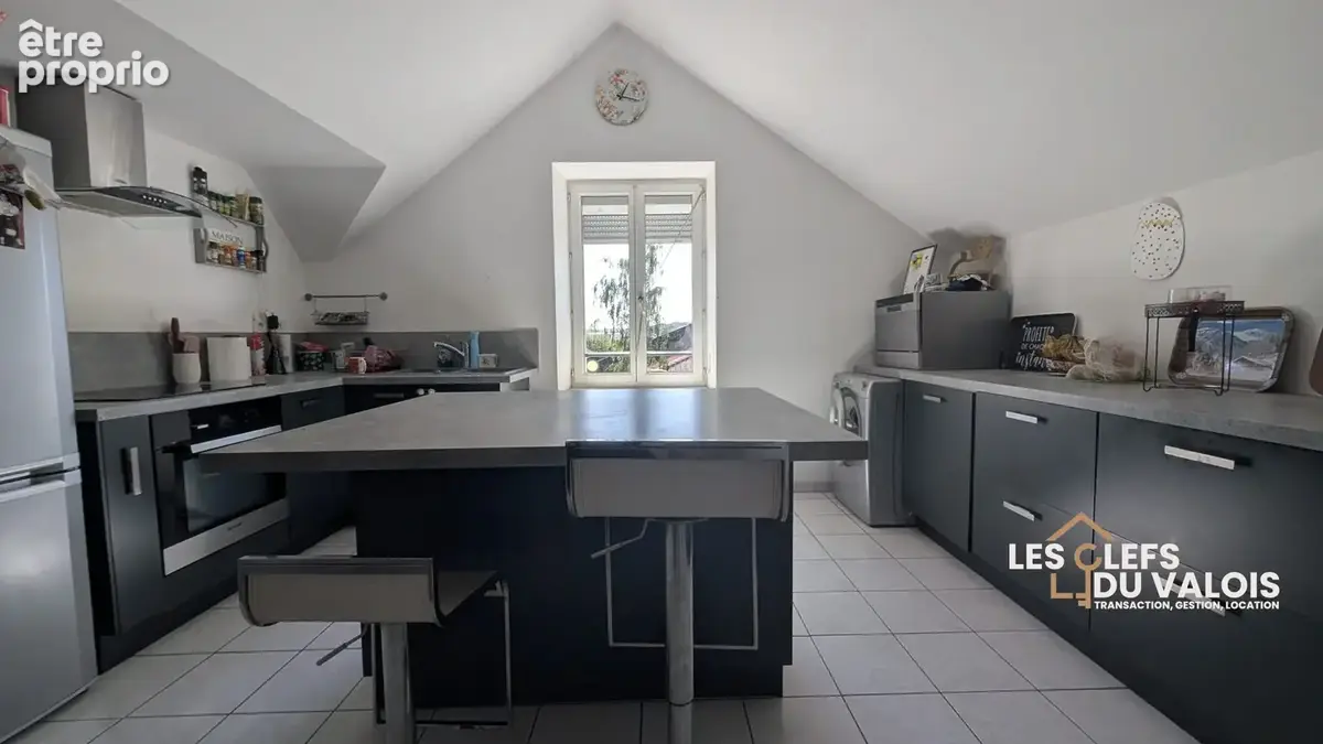 Appartement 3 pièces 63 m² à vendre à Crepy-En-Valois (60800) - photo 1