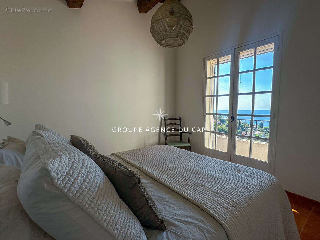 Maison à LES ISSAMBRES