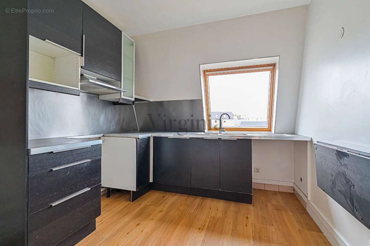 Appartement à CHARENTON-LE-PONT