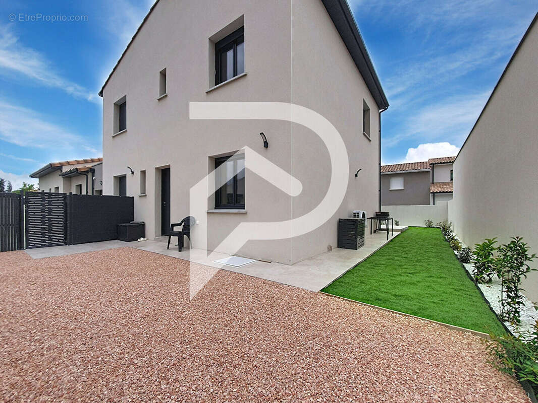 Villa Contemporaine  VIAS -T6 130M2-GARAGE - photo 4