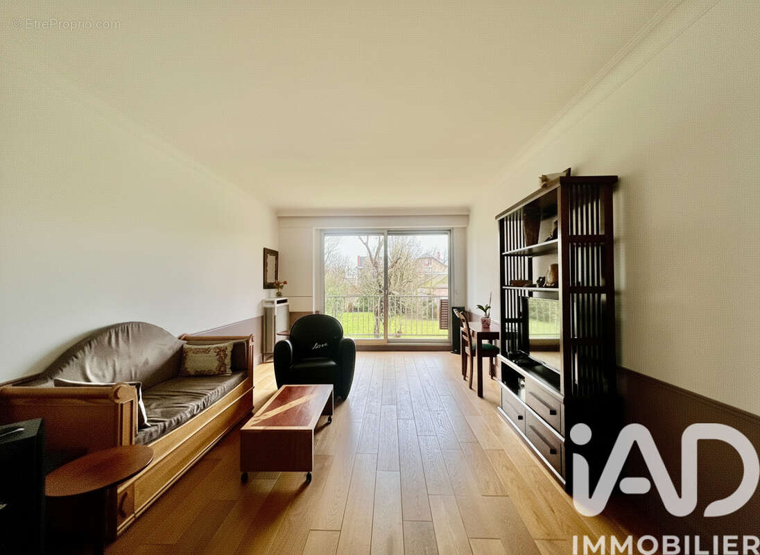 Photo 2 - Appartement à MAISONS-LAFFITTE