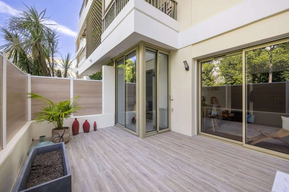 Cannes Vente 3 pièces en RDJ au calme absolu - photo 6
