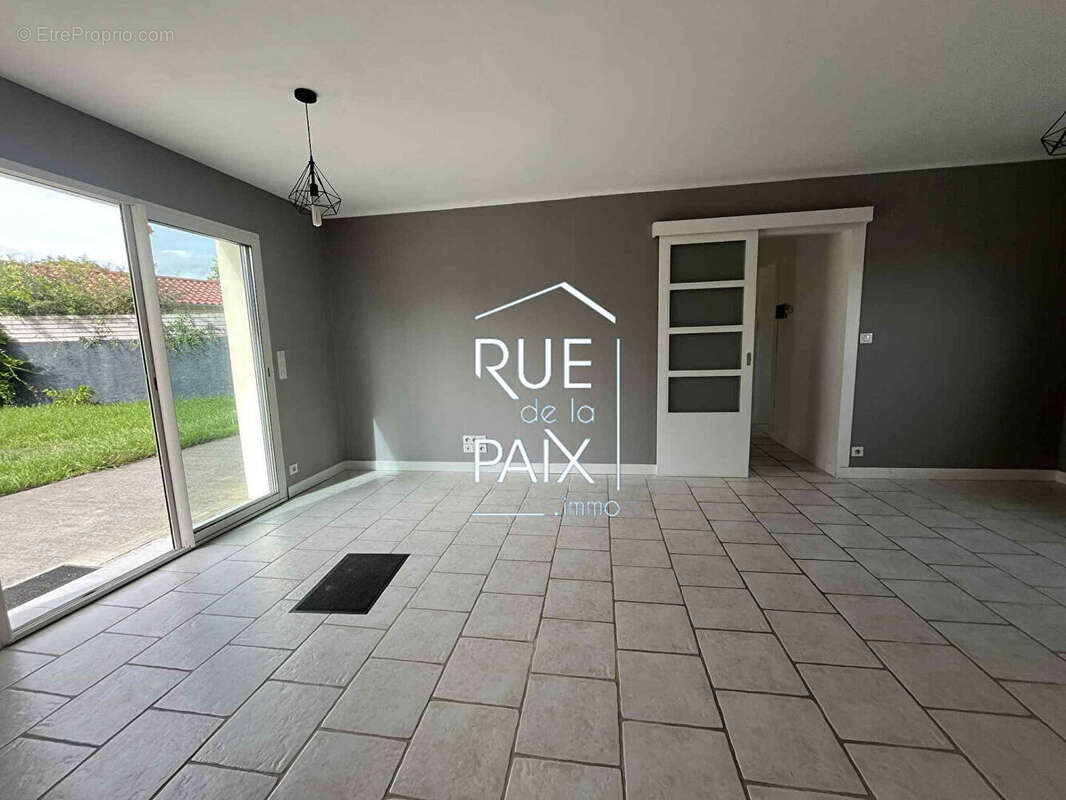 Maison à NAINTRE