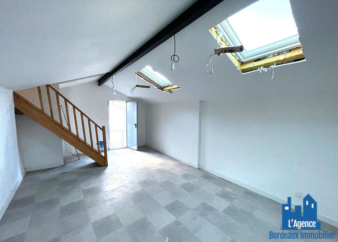 Appartement à BORDEAUX