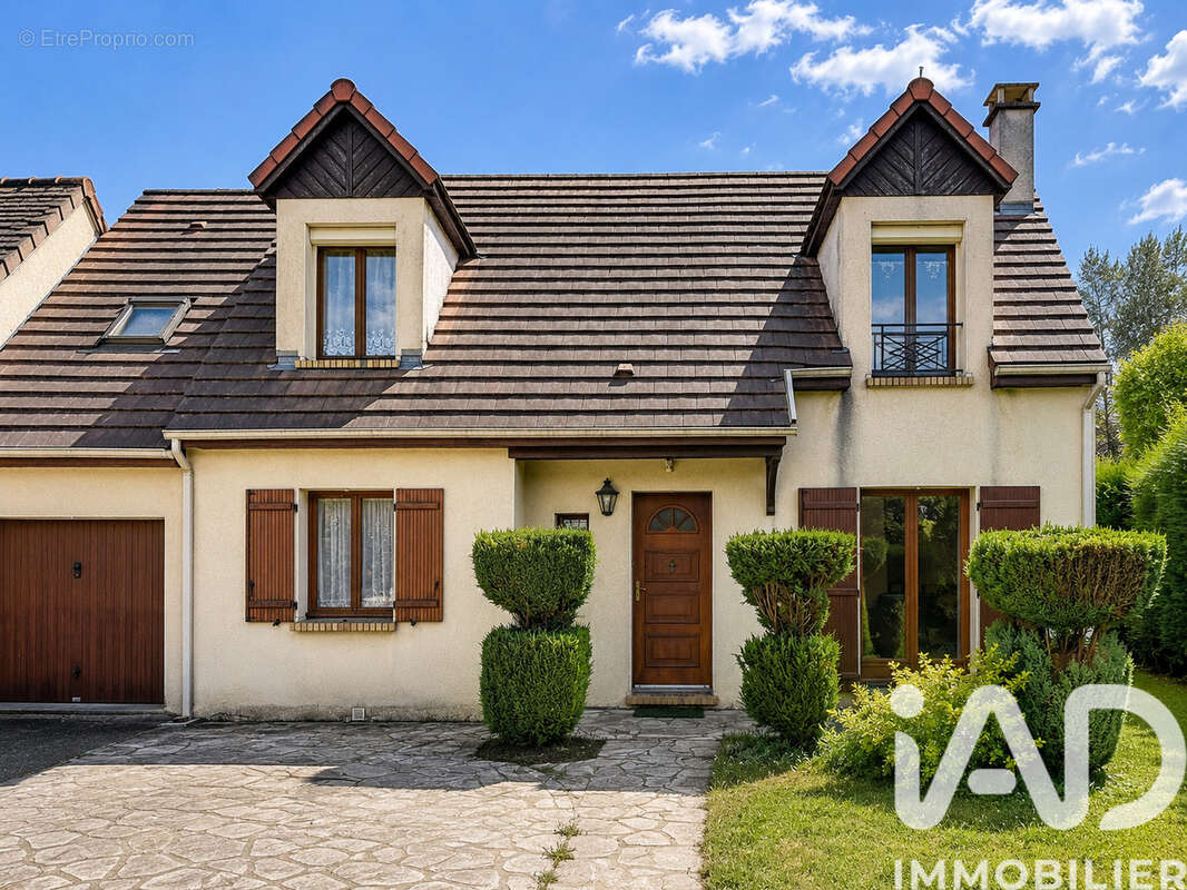 Photo 5 - Maison à SAINT-REMY-LES-CHEVREUSE