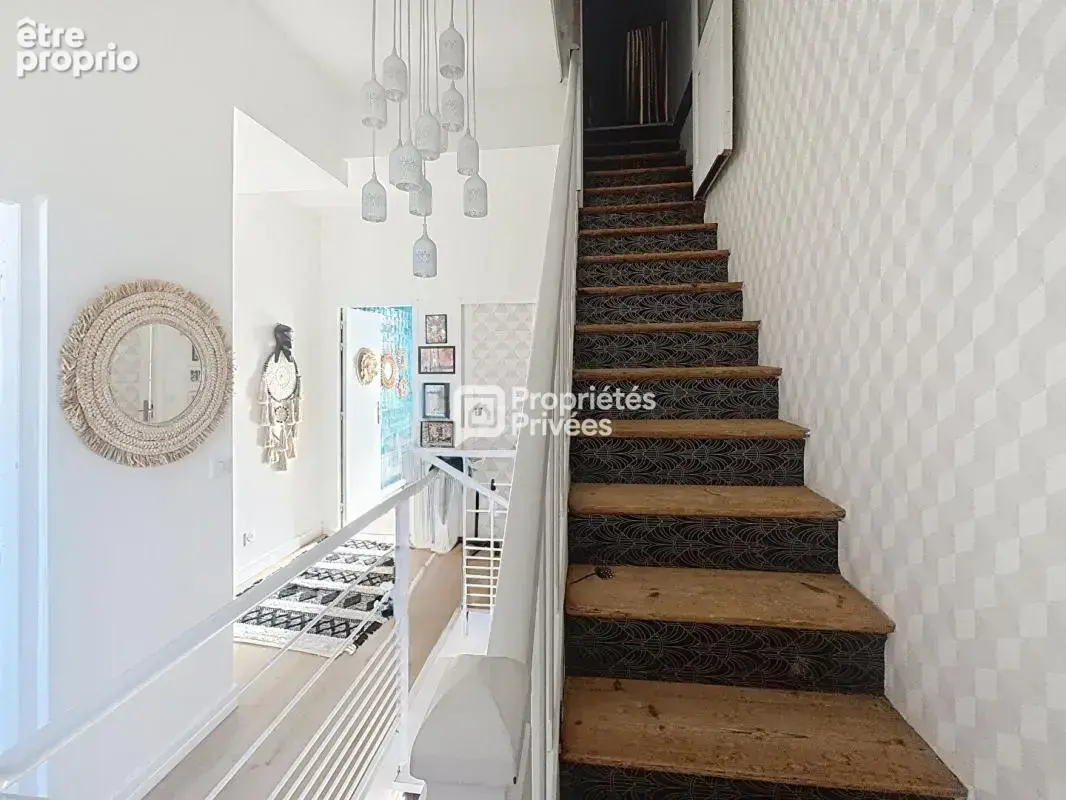 Bordeaux  maison en pierre rénovée 345 m²  5 chambres  piscine  jardin paysager de plus de 1 500 m² - photo 6